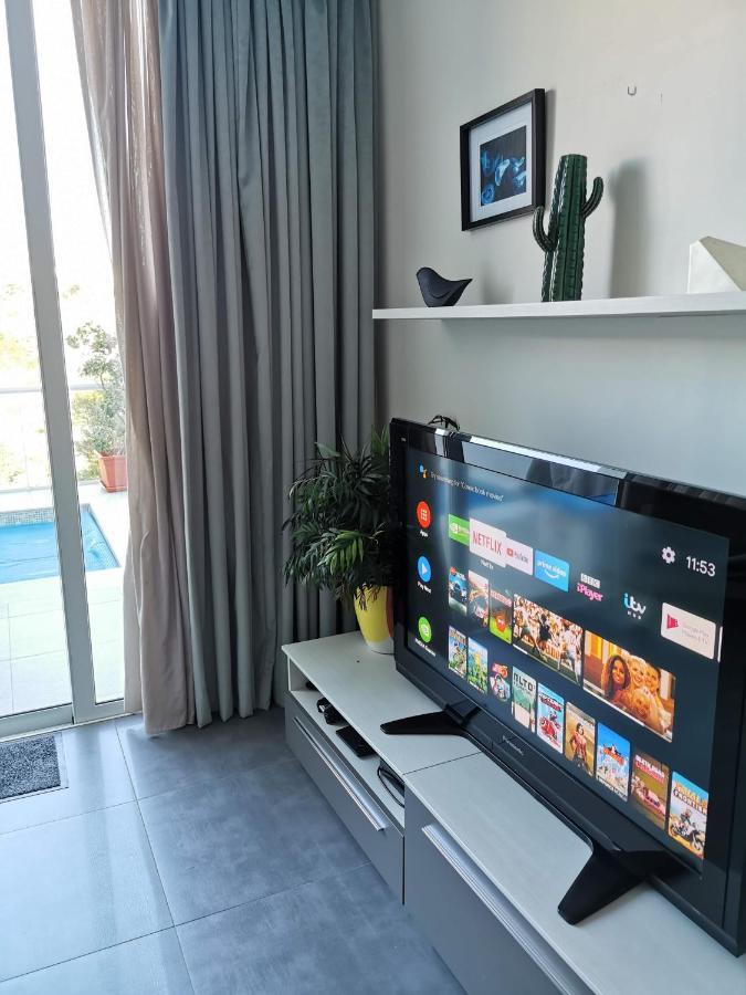 Duplex Maisonette With Heated P-Pool And Jacuzzi San Ġiljan Exterior foto